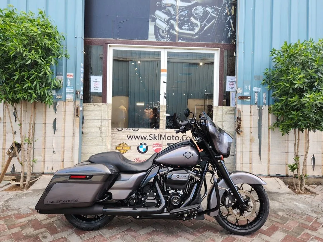 2022  HARLEY DAVIDSON STREET GLIDE SPECIAL- FLHXS