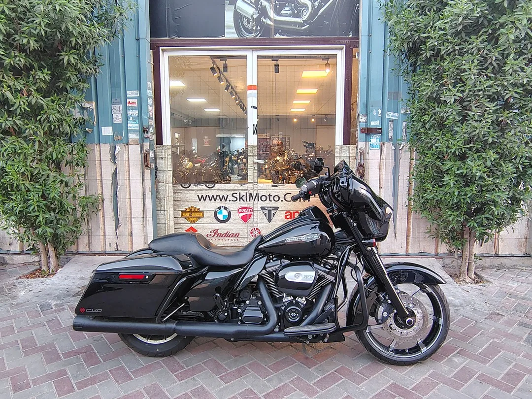 2019 HARLEY DAVIDSON STREET GLIDE - FLHTP