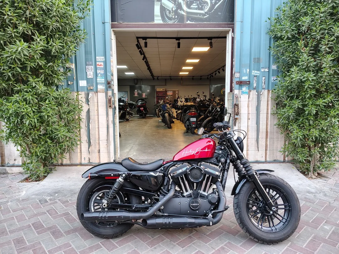 2018 Harley Davidson Sportster 48 – VIN 1HD1LR327JC419717