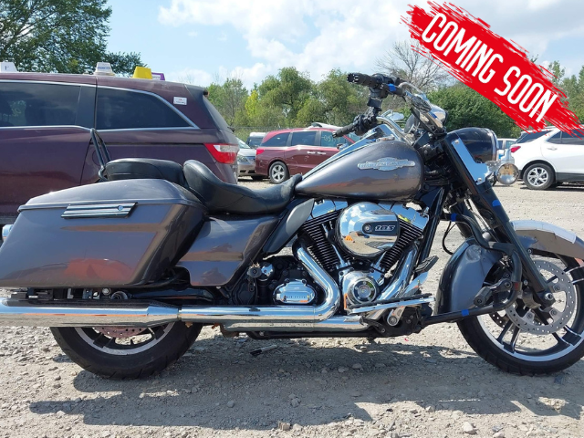 HARLEY-DAVIDSON ROAD KING FLHP - 2014